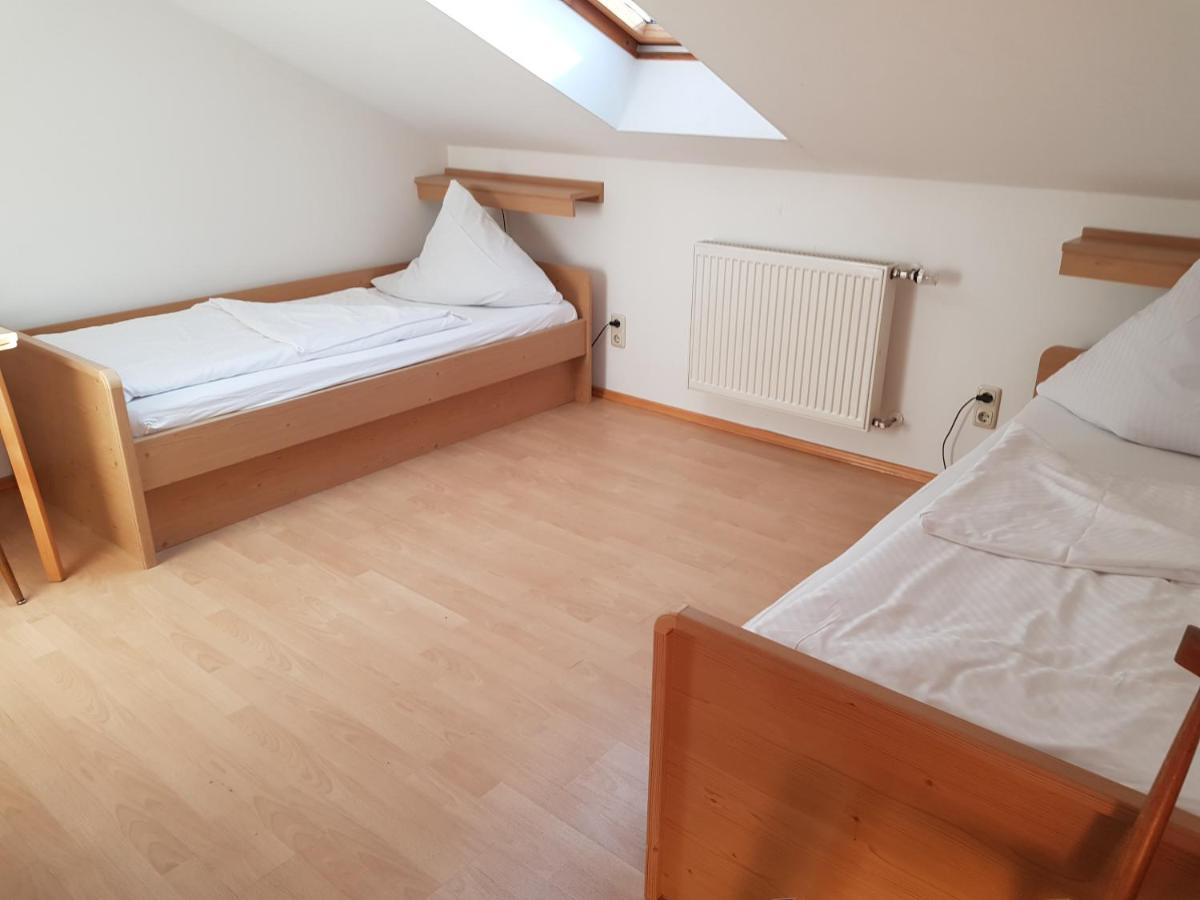 Hotel Duschlwirt à Ampfing Extérieur photo